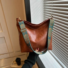 Load image into Gallery viewer, Thepremiumleather RetroBag (SPECIAL GUITAR STRAP)